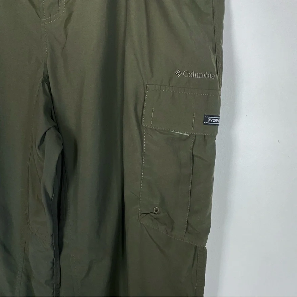 COLUMBIA Titanium Army Green Hiking Pants Mens size XL